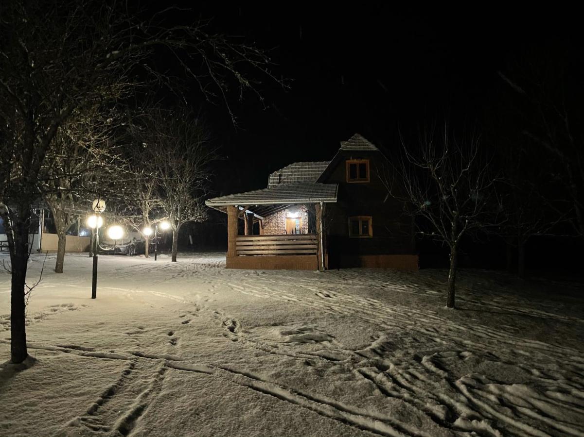 Apartamento Seosko Domacinstvo Bondzulic Užice Exterior foto